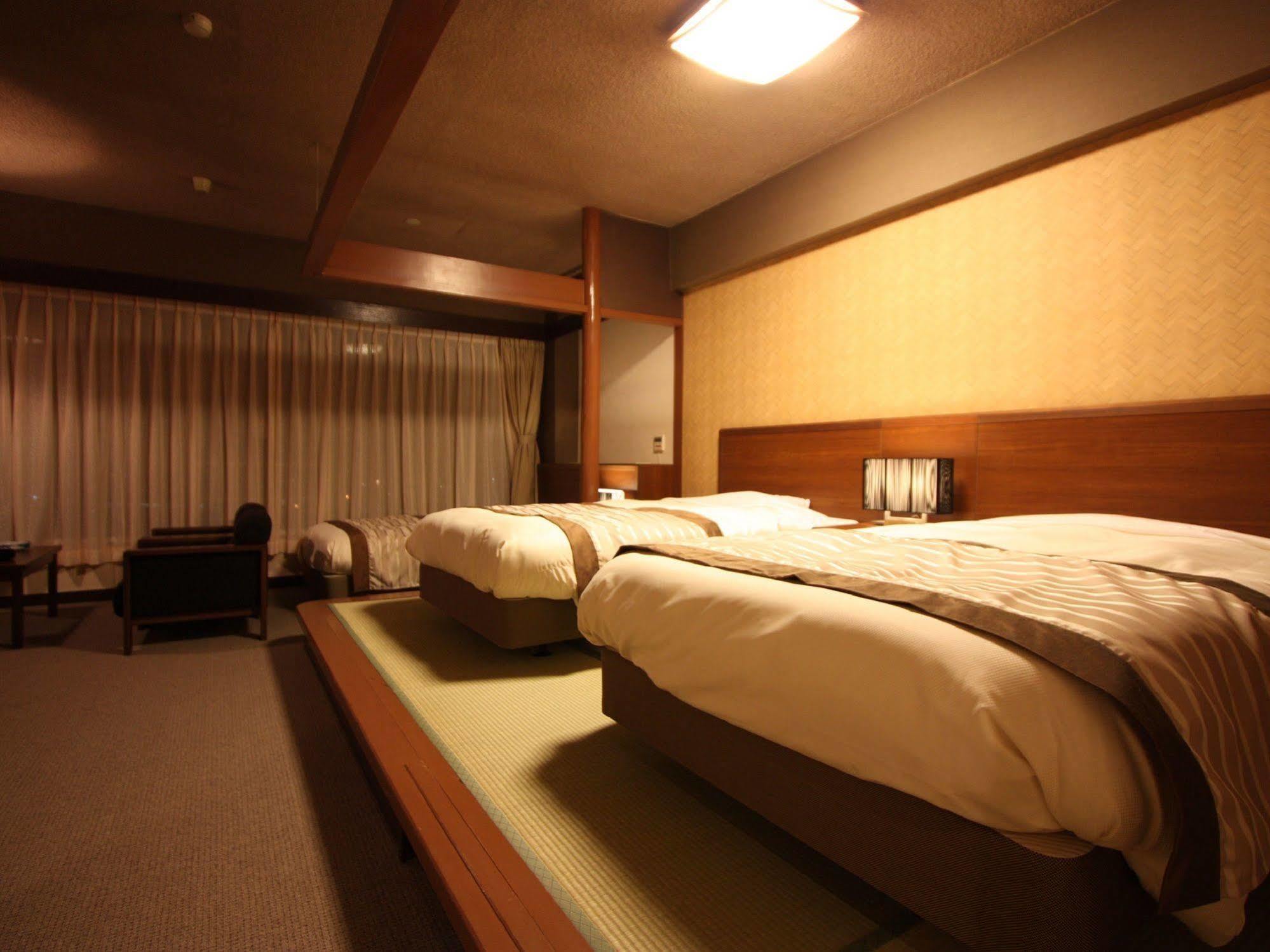 Misasa Royal Hotel Kültér fotó